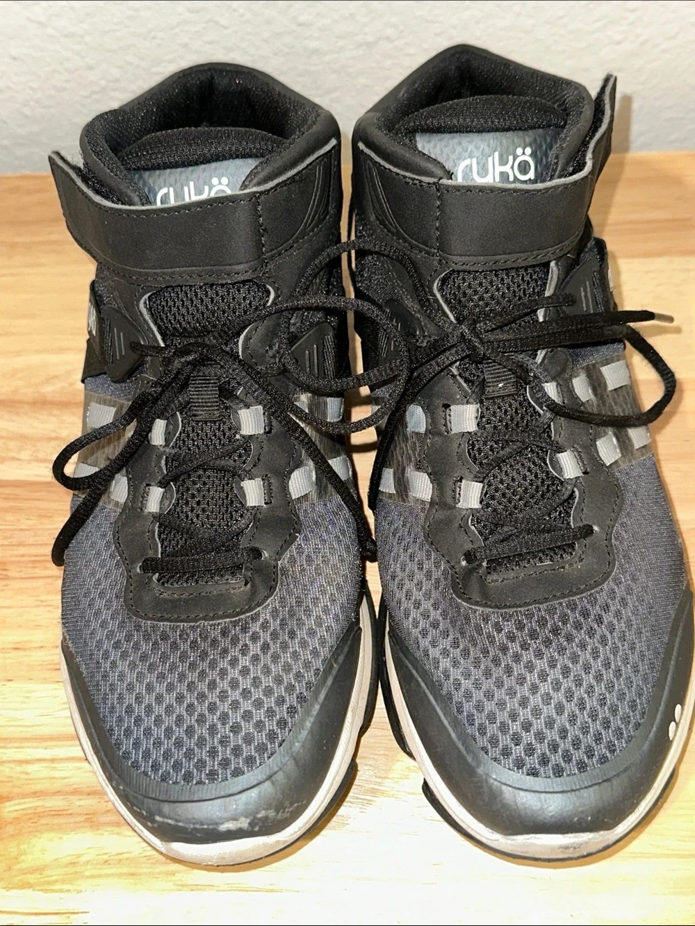 Ryka Womens Devotion XT Mid Training Shoe. 10M Great for Dance Fitness and Zumba